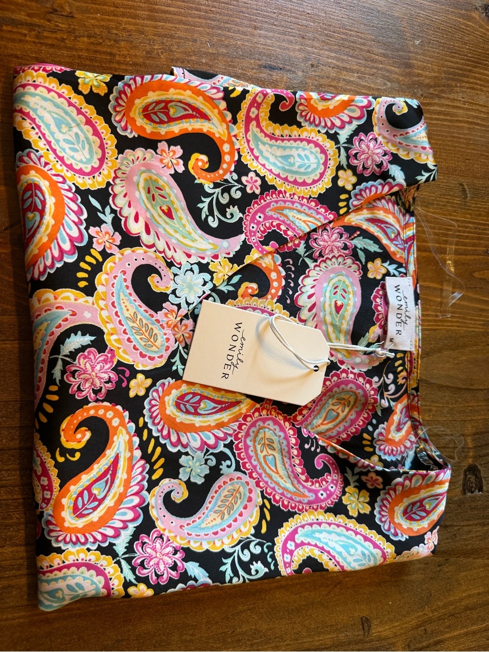 Scarves & Wraps - Picture 11 of 11